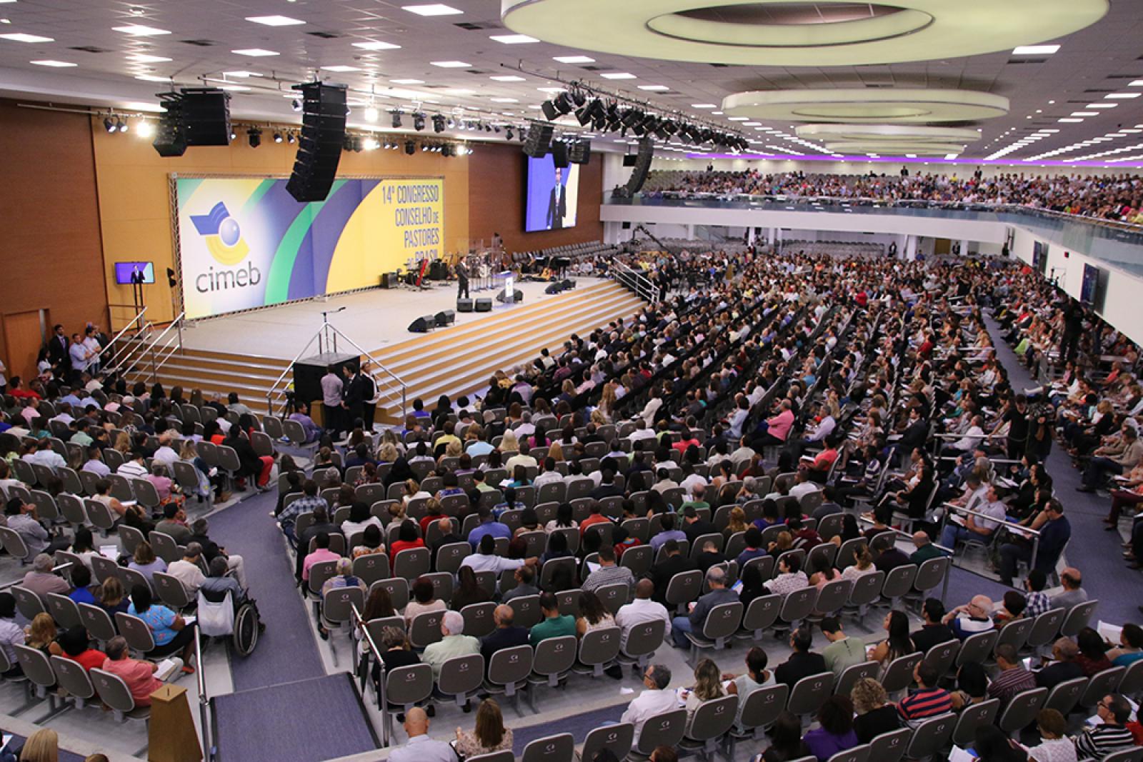 Congresso CIMEB com grande plateia
